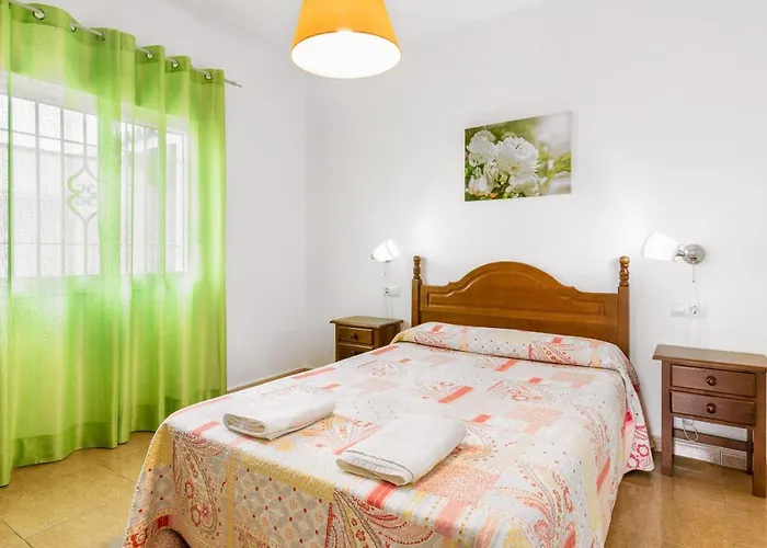 Casa Familiar La Lobita 2 * 科尼尔-德拉弗龙特拉