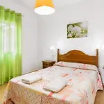 Casa Familiar La Lobita 2 컨트리하우스