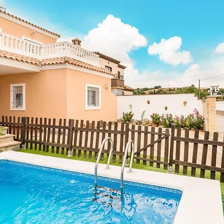 Casa Familiar La Lobita 2 *