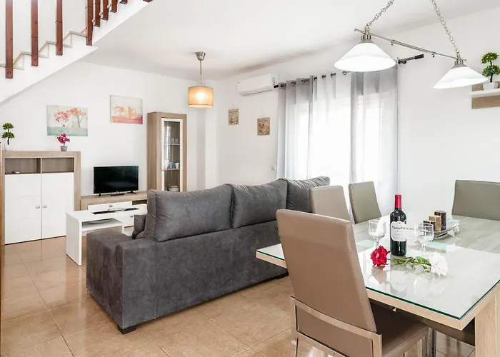 Kır Evi Casa Familiar La Lobita 2 *