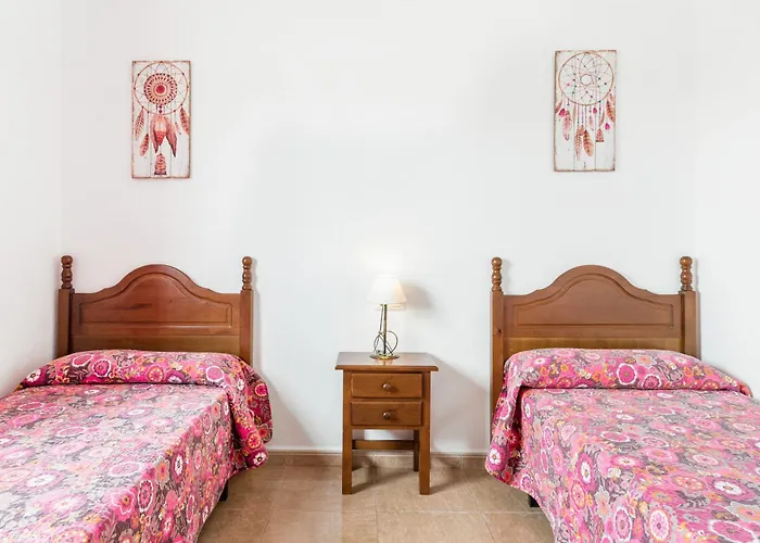 Landhuis Casa Familiar La Lobita 2 *