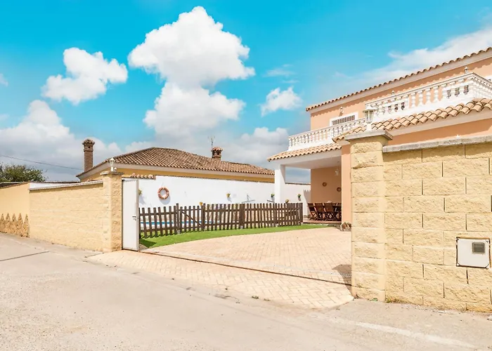 Casa Familiar La Lobita 2 Kır Evi