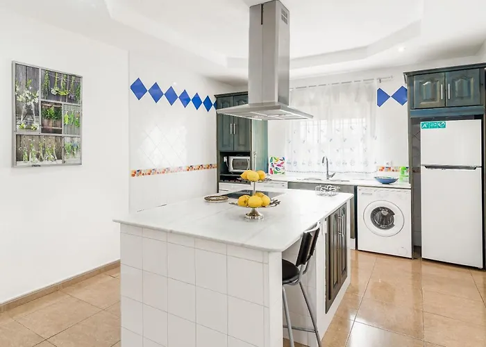 Casa Familiar La Lobita 2 *